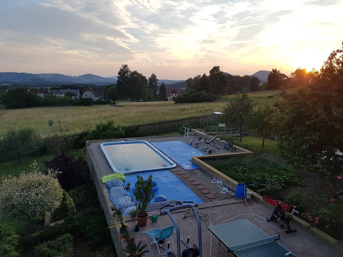 Česká Kamenice Vila Na Skalce מראה חיצוני תמונה