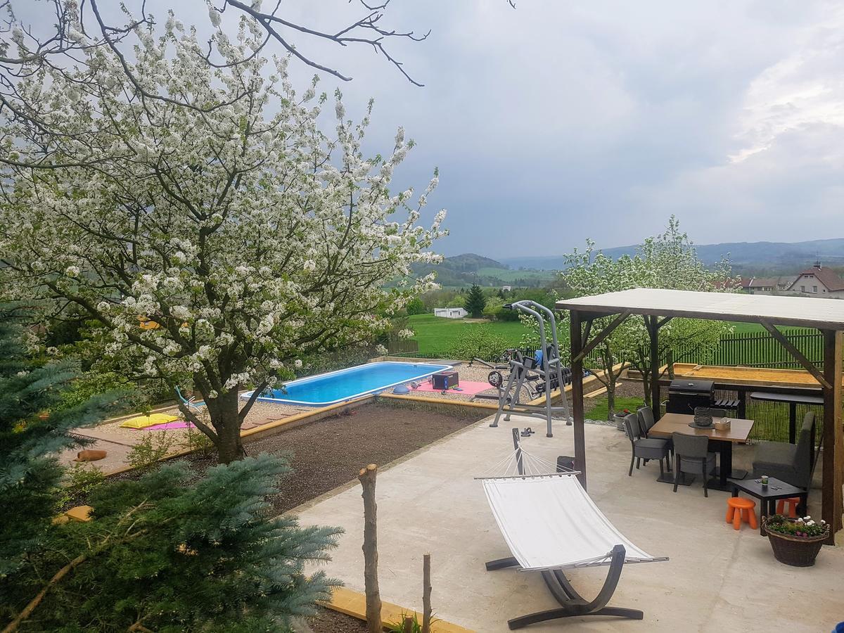 Česká Kamenice Vila Na Skalce מראה חיצוני תמונה